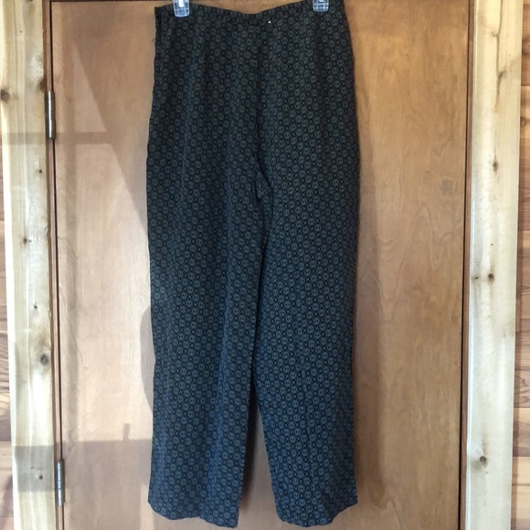 Pure Silk black and white flowy pants - Picture 8 of 8